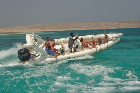 Private speed boat